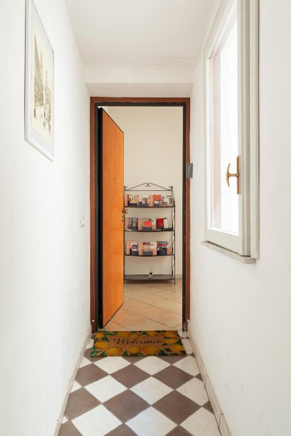 Punto Al Capo Appartamento Intero O Stanze Matrimoniali Con Bagno Privato Palermo Exterior foto