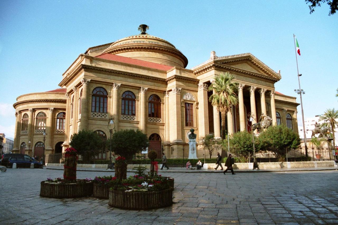 Punto Al Capo Appartamento Intero O Stanze Matrimoniali Con Bagno Privato Palermo Exterior foto