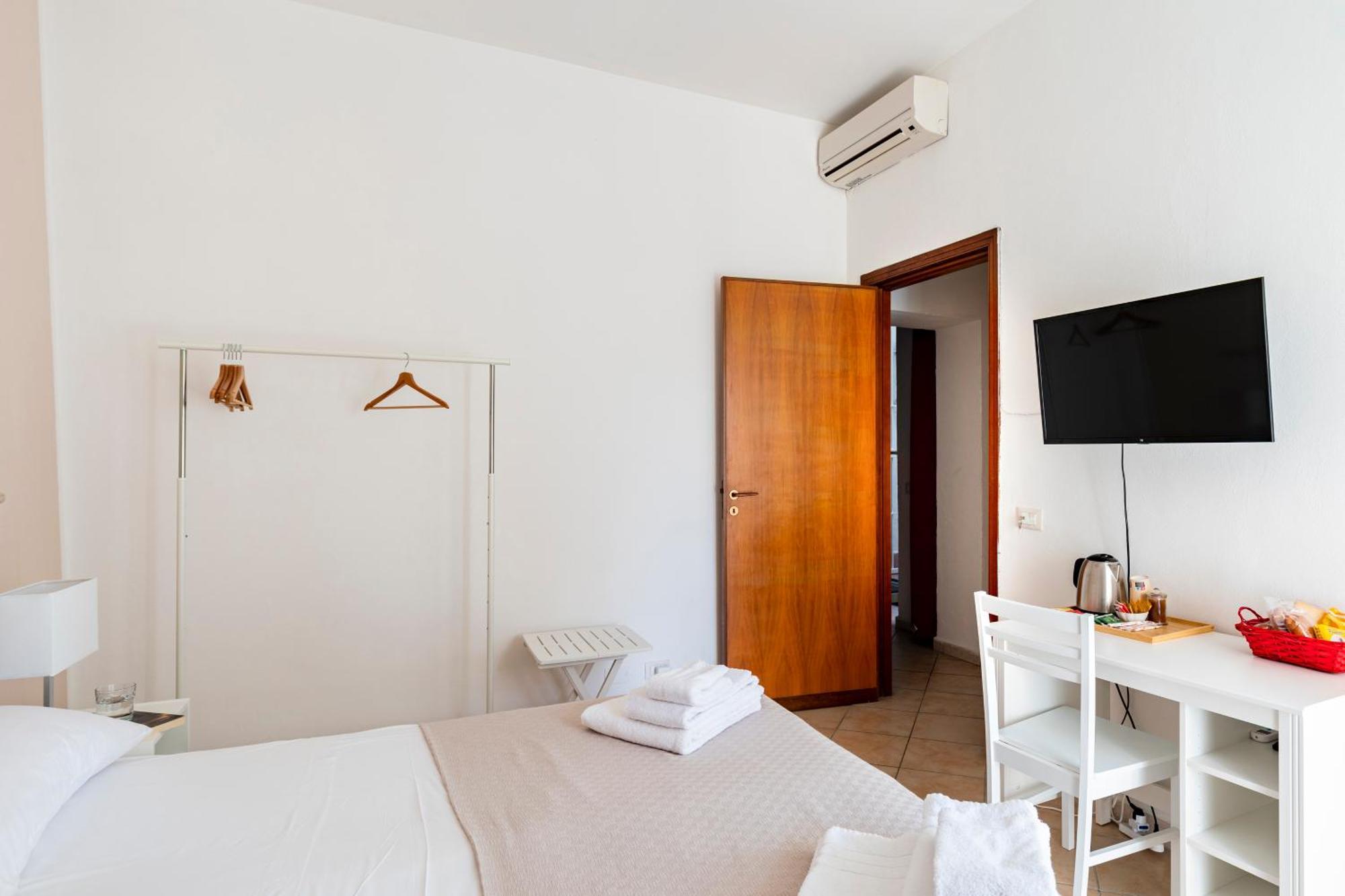 Punto Al Capo Appartamento Intero O Stanze Matrimoniali Con Bagno Privato Palermo Exterior foto